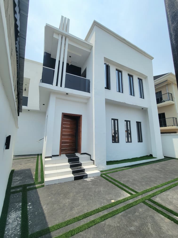 370 sqm 4 Bed Duplex at Ajah