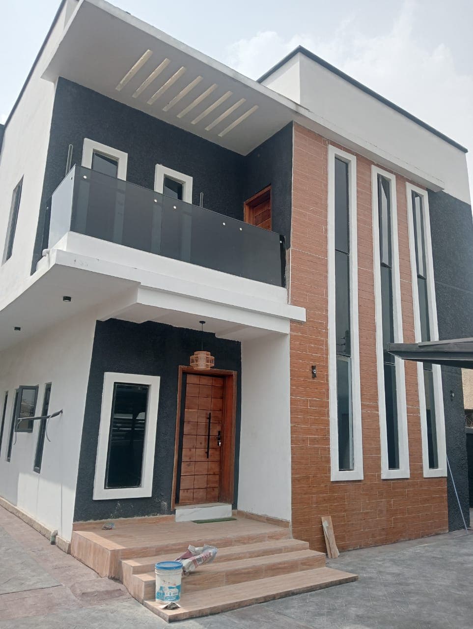 Duplex at Victoria Island – media 1 of 1
