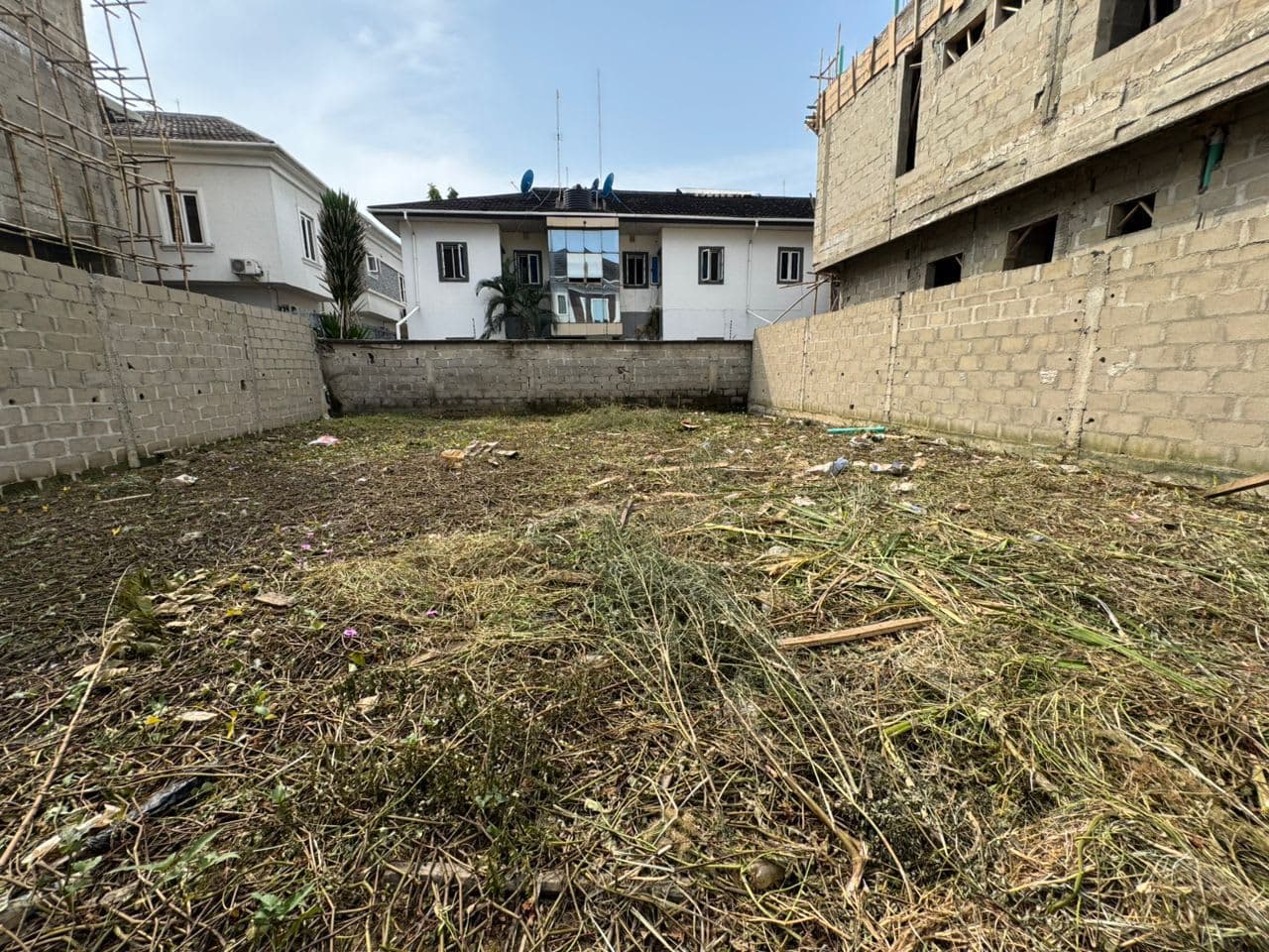 300 sqm Land at Lekki