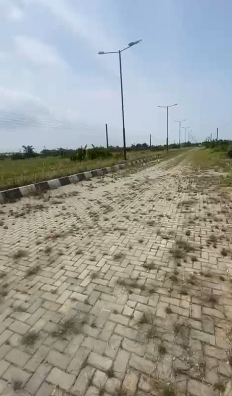 549 sqm Land at Lagos – media 1 of 1