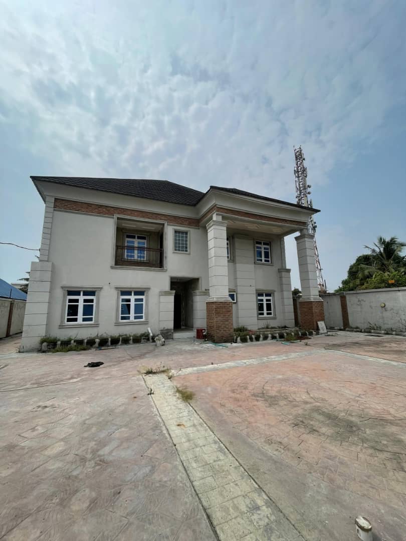 6-Bedroom Duplex for Sale at Ogombo, Ajah, Lagos