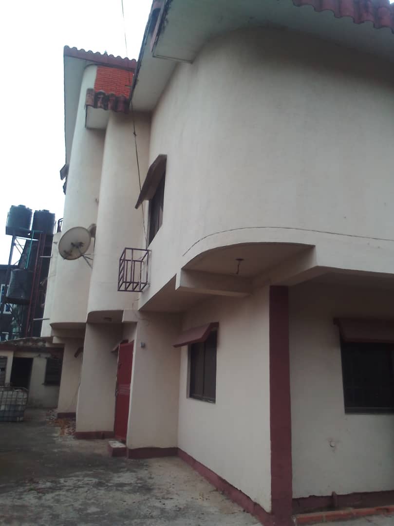 616 sqm 8 Bed Penthouse at Ikeja