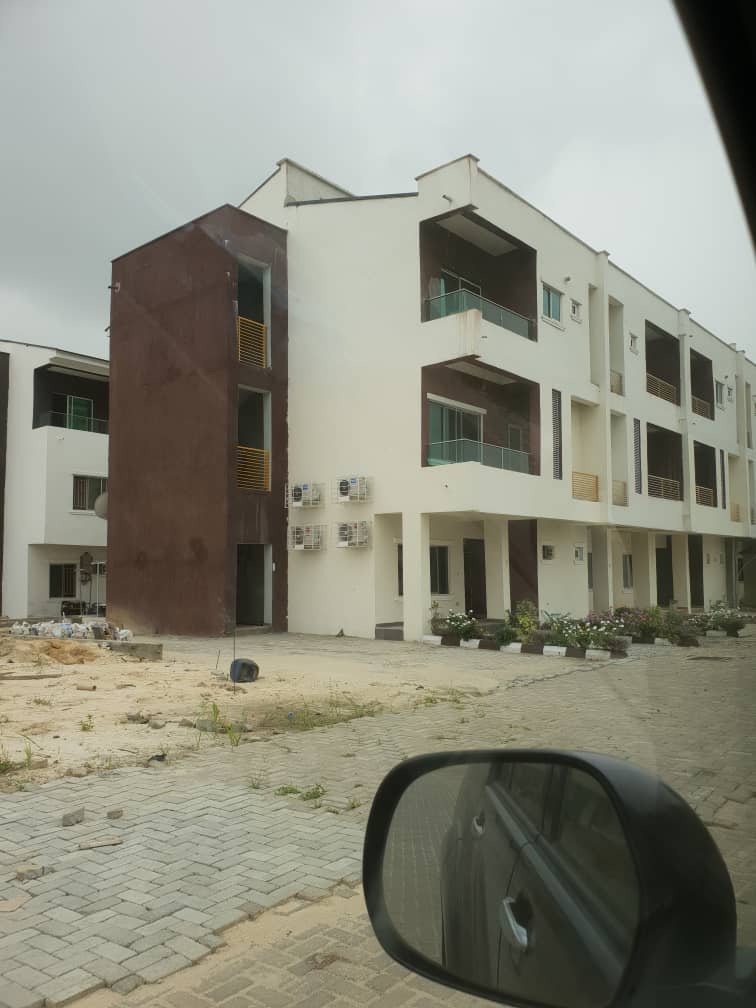 2 Bed Apartment at Lekki