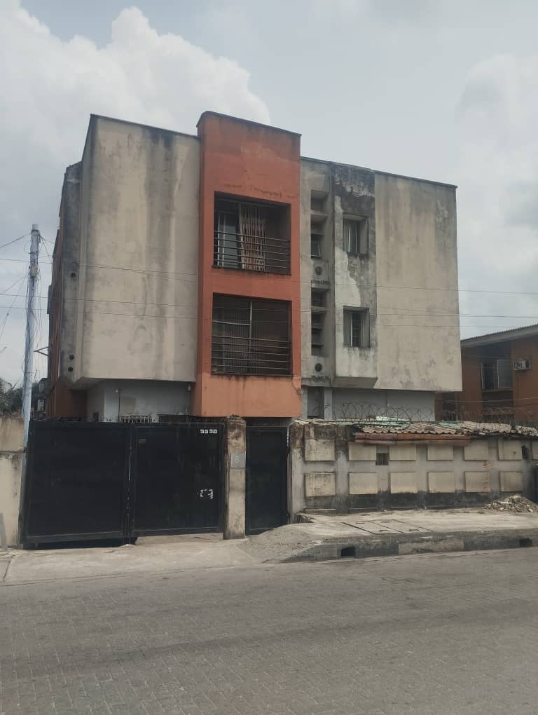 3 Bed Apartment at Surulere, Lagos