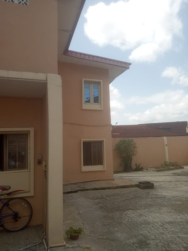 3 Bed Apartment at Ojuelegba, Surulere, Lagos